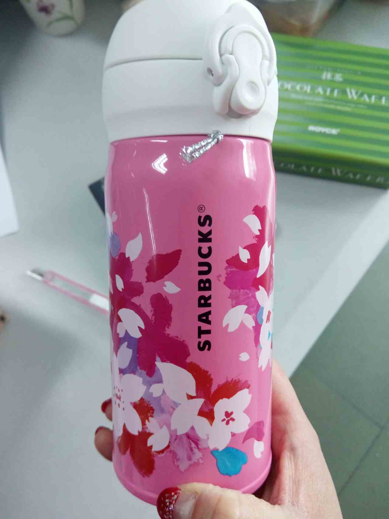 主题:星巴克的保温杯强在哪里