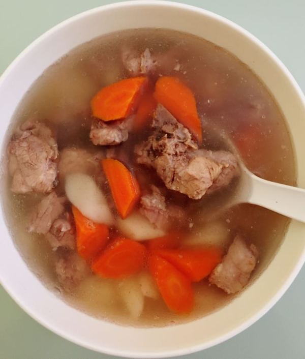 汤是山药胡萝卜小排汤