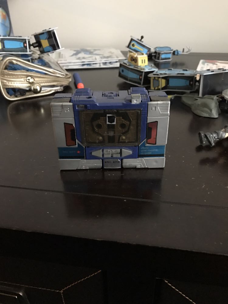 翻出一个毛30年前的玩具