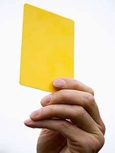 非议裁判,黄牌一张