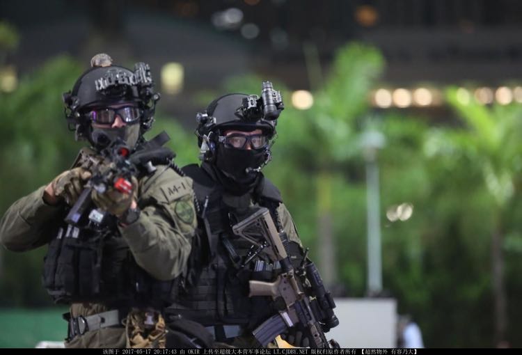 为什么香港特警气质形象比大陆特警要舒服