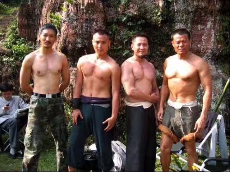 50后张丰毅的肌肉~~~~