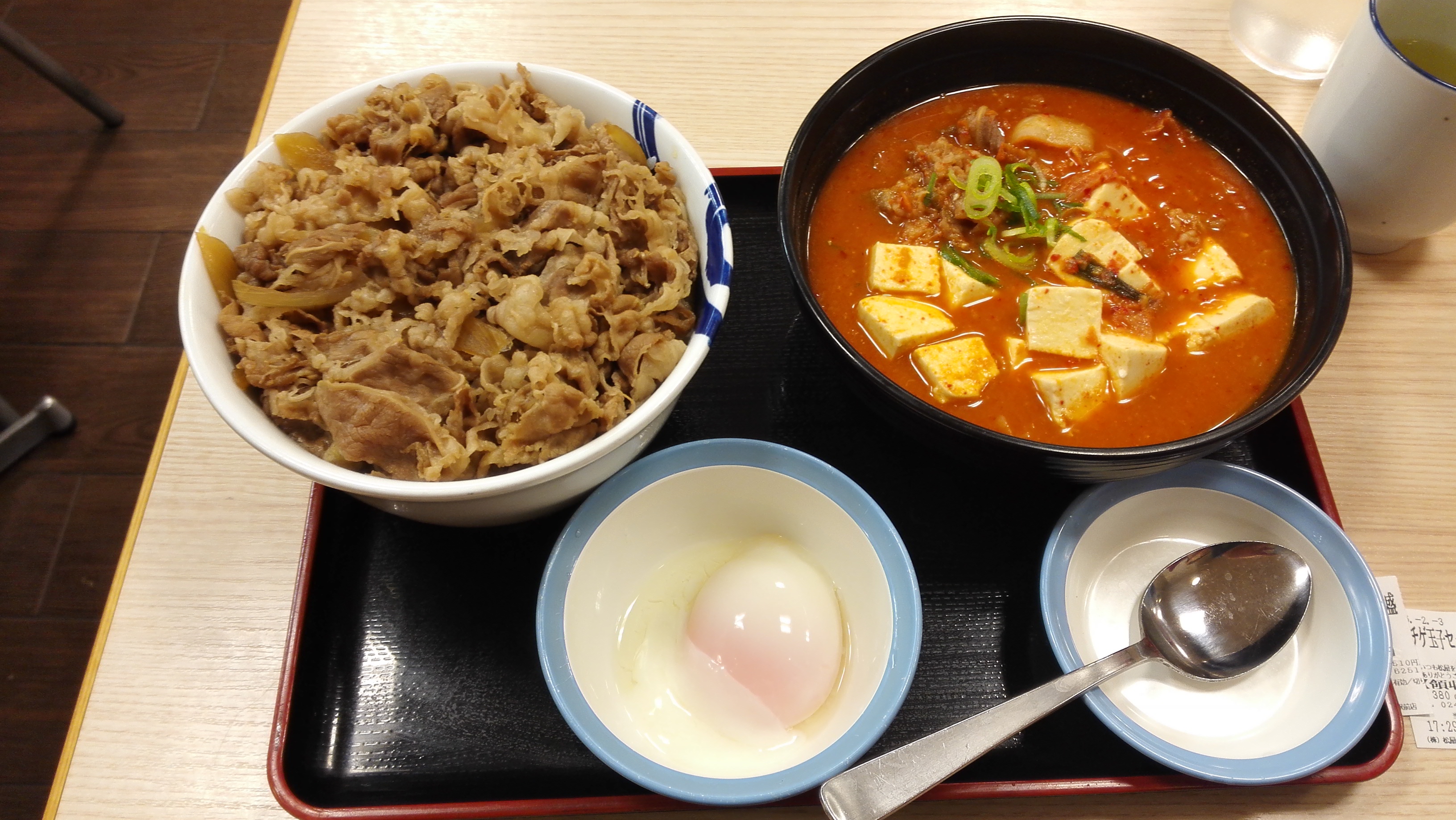 食其家 和 吉野家 谁正宗点?