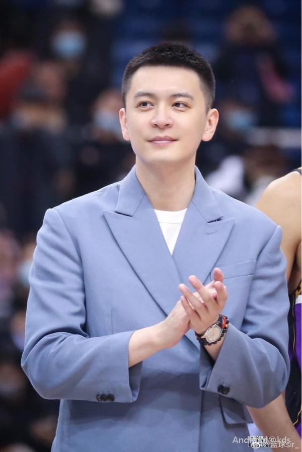 杨鸣卖相算什么水和蔡徐坤朱一龙们有一拼吗