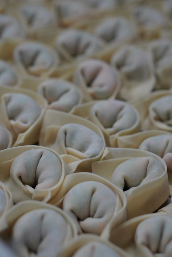 周末下雨馄饨都好配