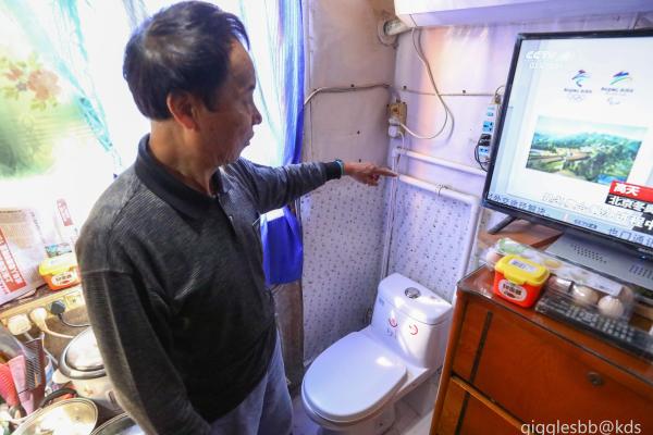 上海开始给石库门老房子装生物降解马桶,不用拎马桶了