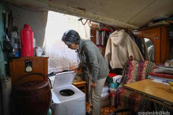 上海开始给石库门老房子装生物降解马桶不用拎马桶了