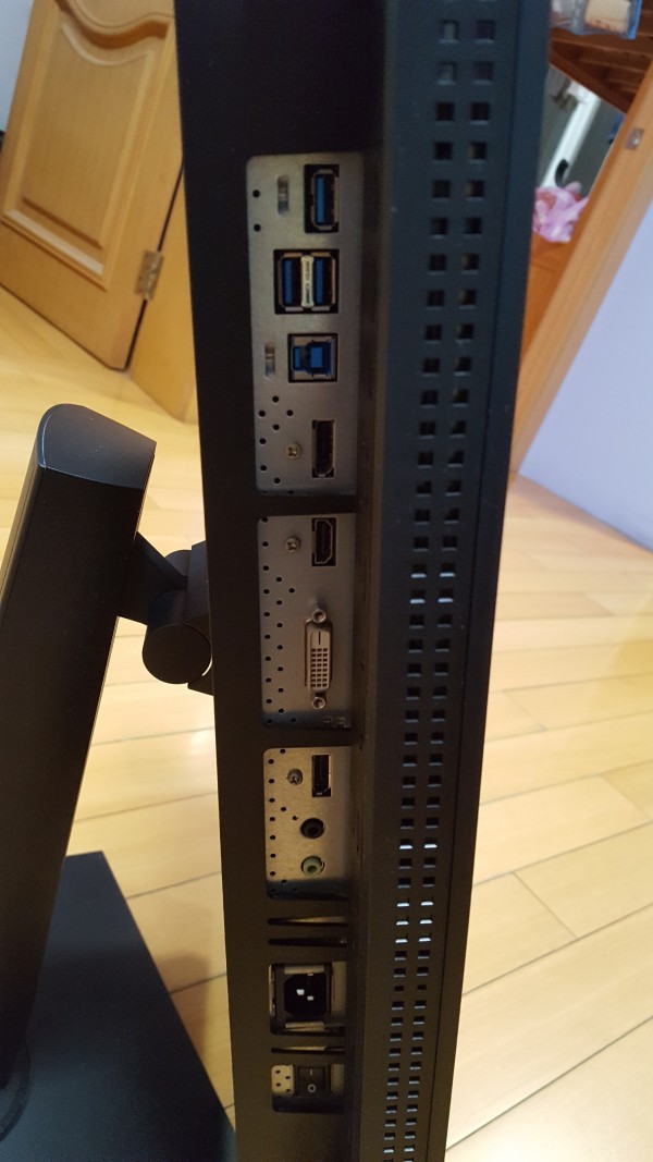 华硕pa279q 27寸2k广色域14bit lut ips专业显示器低价