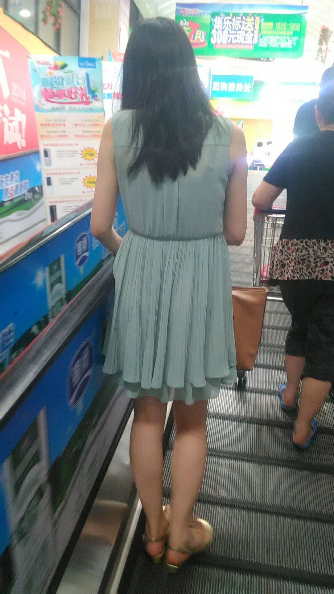 超市电梯遇轻熟,好香_kds宽带山