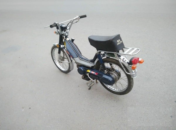 嘉陵50,发动机换成36cc当作助动车卖.买回来换回50cc.