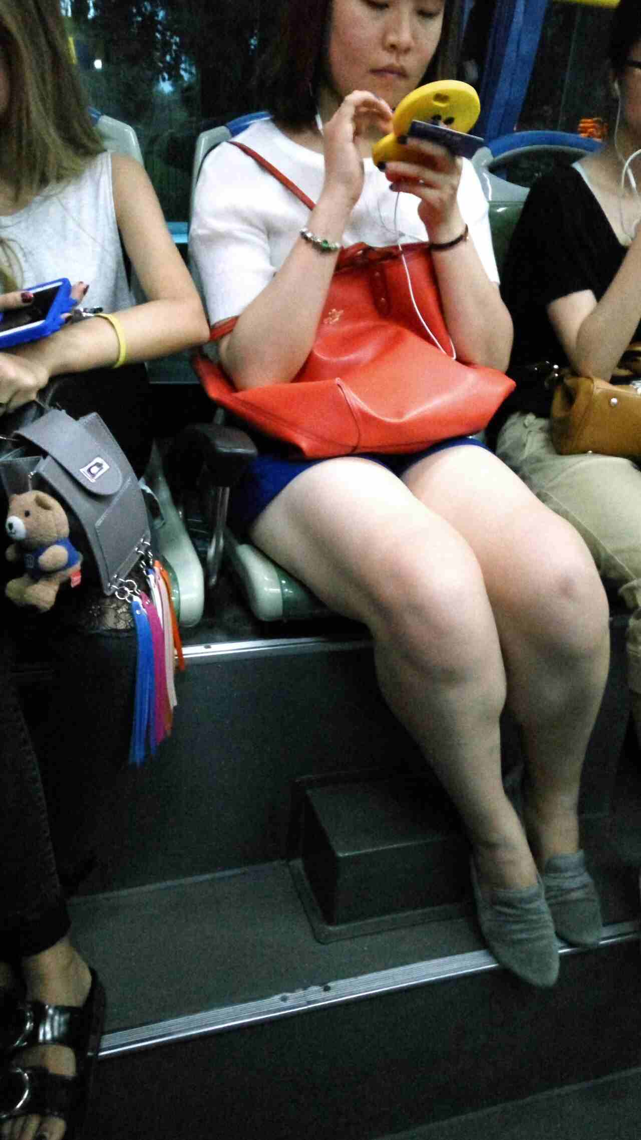 主题:[android]公交大白腿