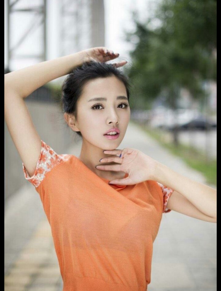 一个冉冉升起的明星 我是她fans