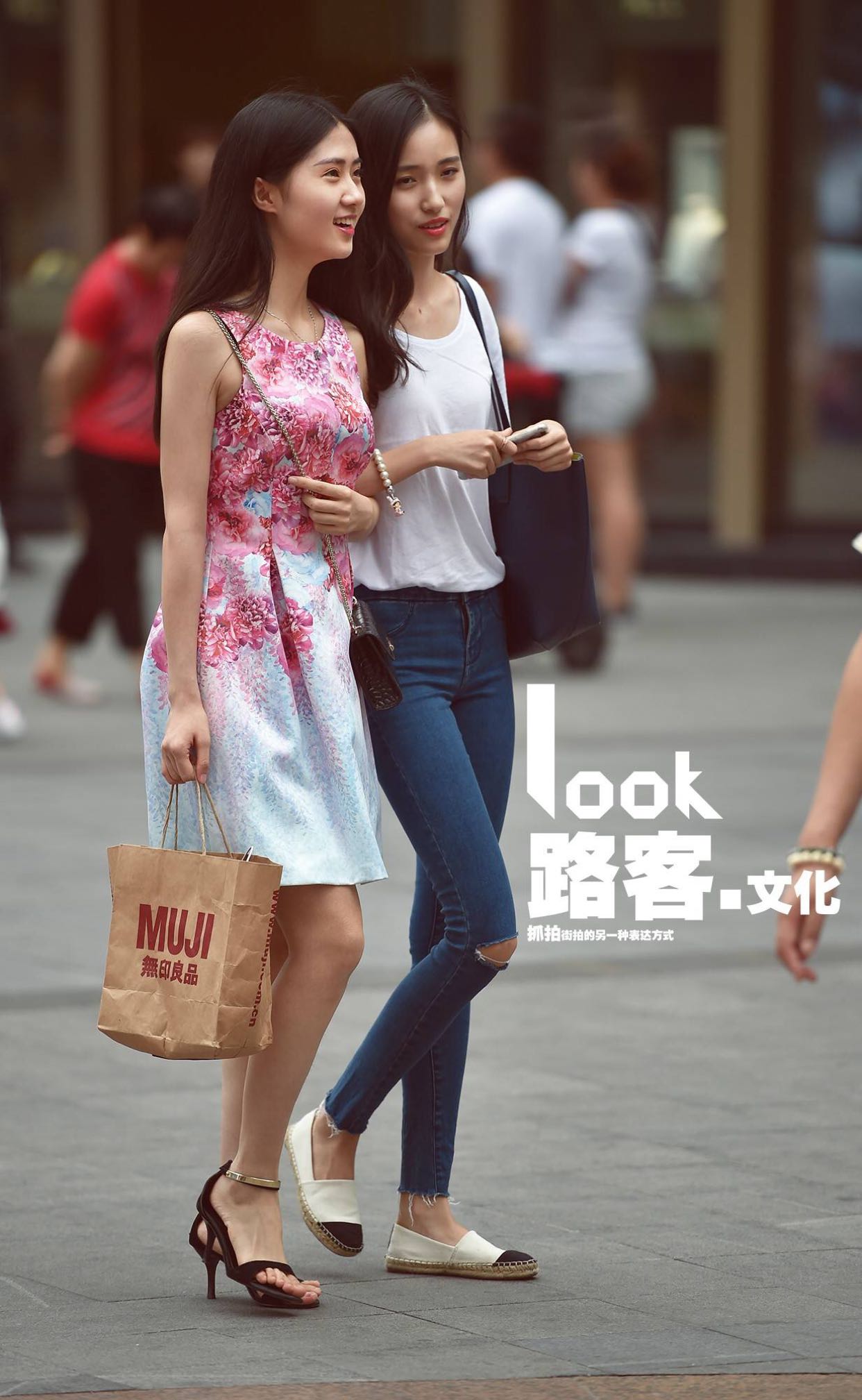 主题:成都重庆妹子颜值绝对高出上海的一个档次