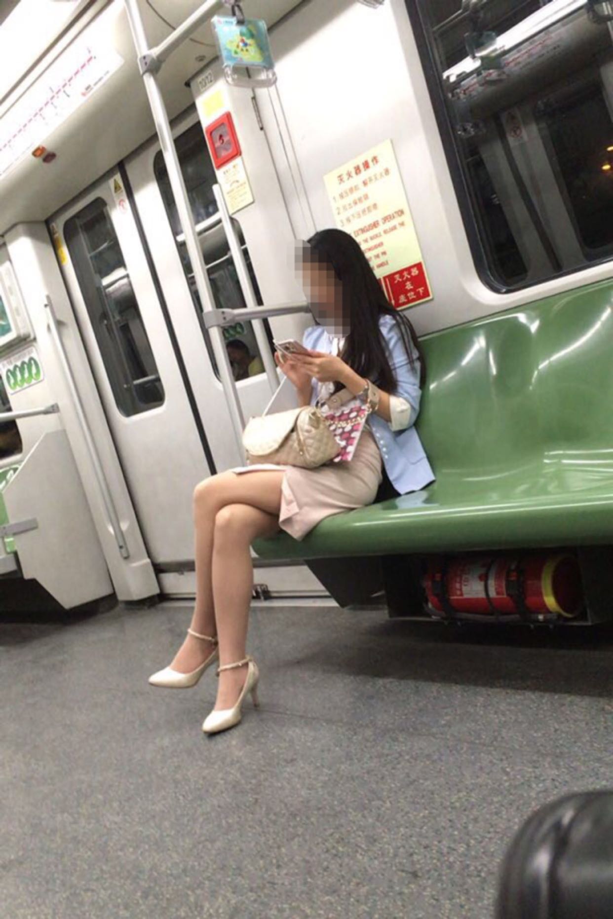 主题:[iphone]一号线 腿玩年