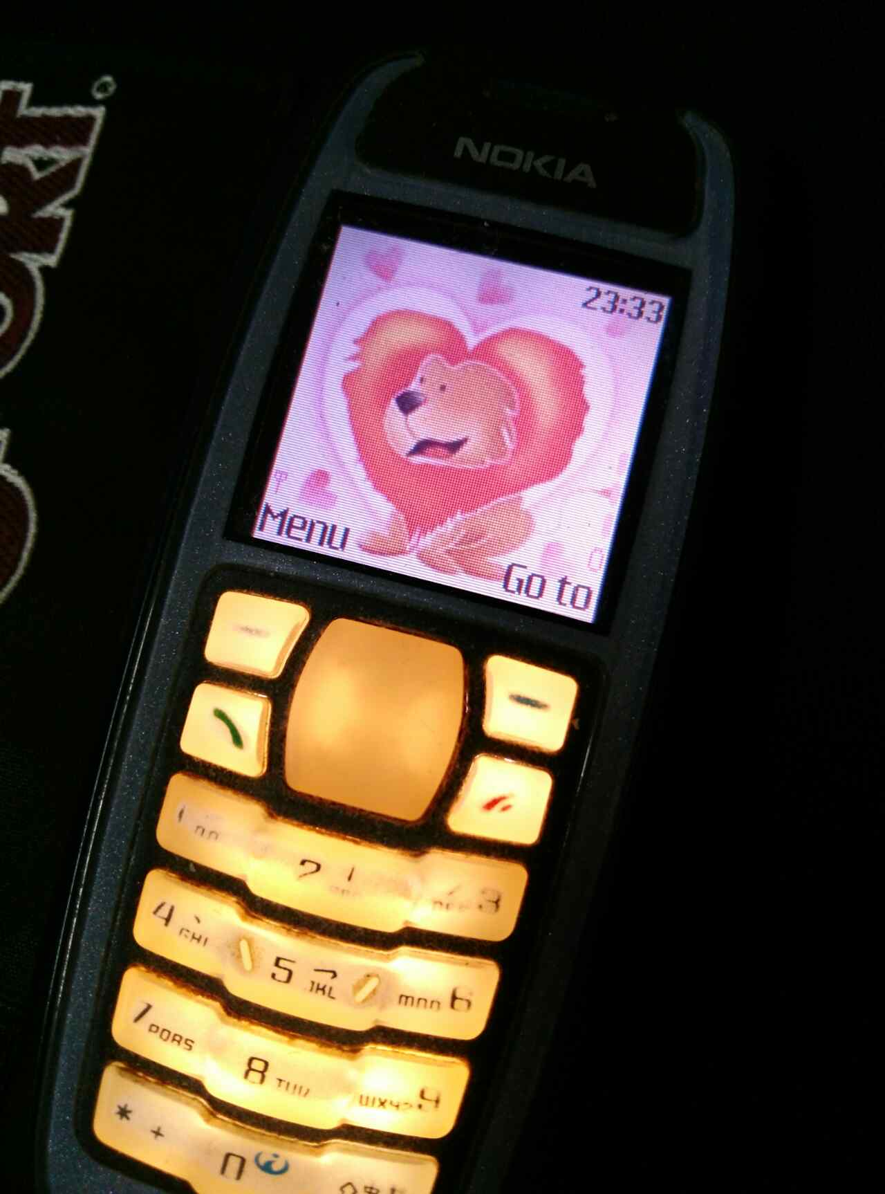 我还在用单色屏的手机算什么水平?