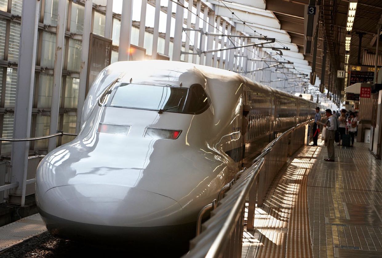 kds 宽带山               产业新闻:围绕已决定2026年开通的新加坡与