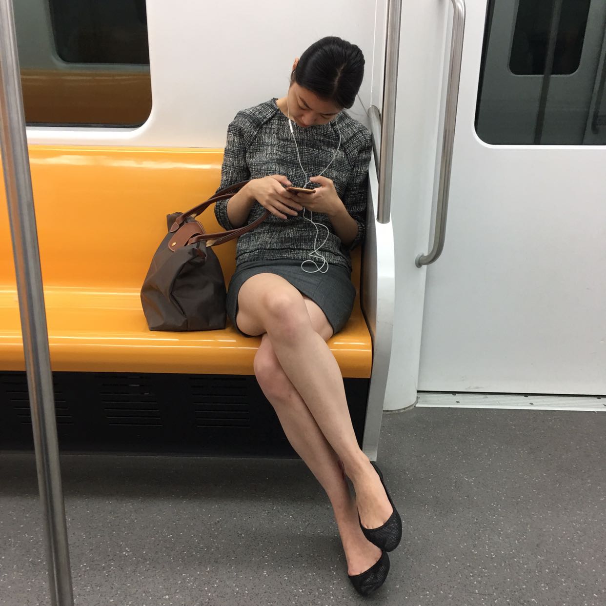 地铁随拍 各位勿喷