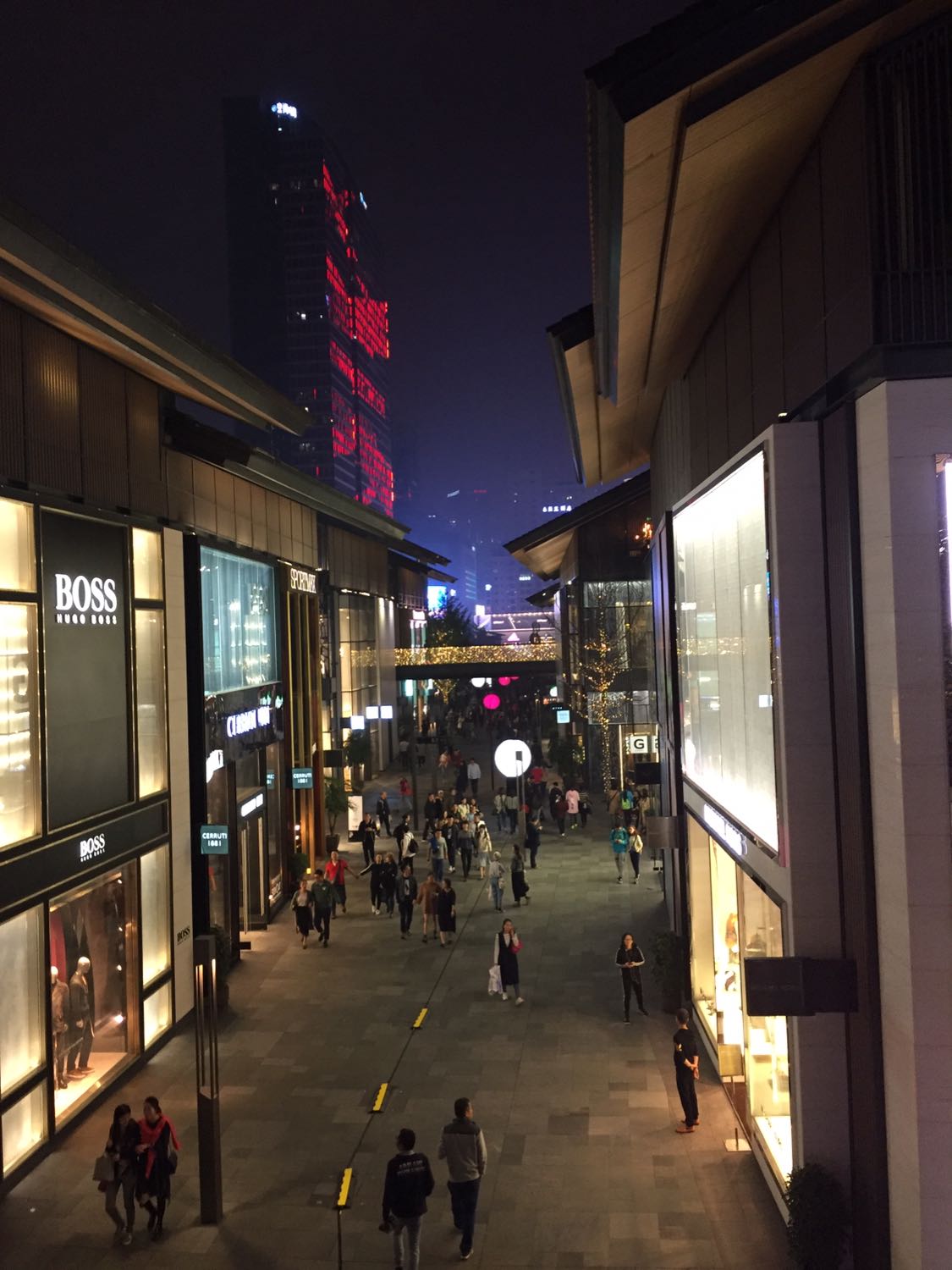 主题:[iphone]成都春熙路太古里相当于上海哪里?