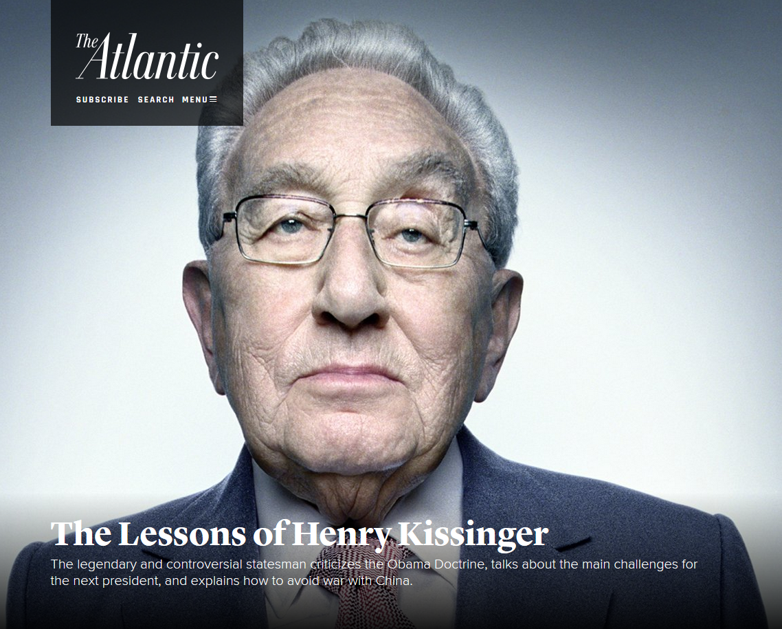 基辛格的左眼破了一个洞?