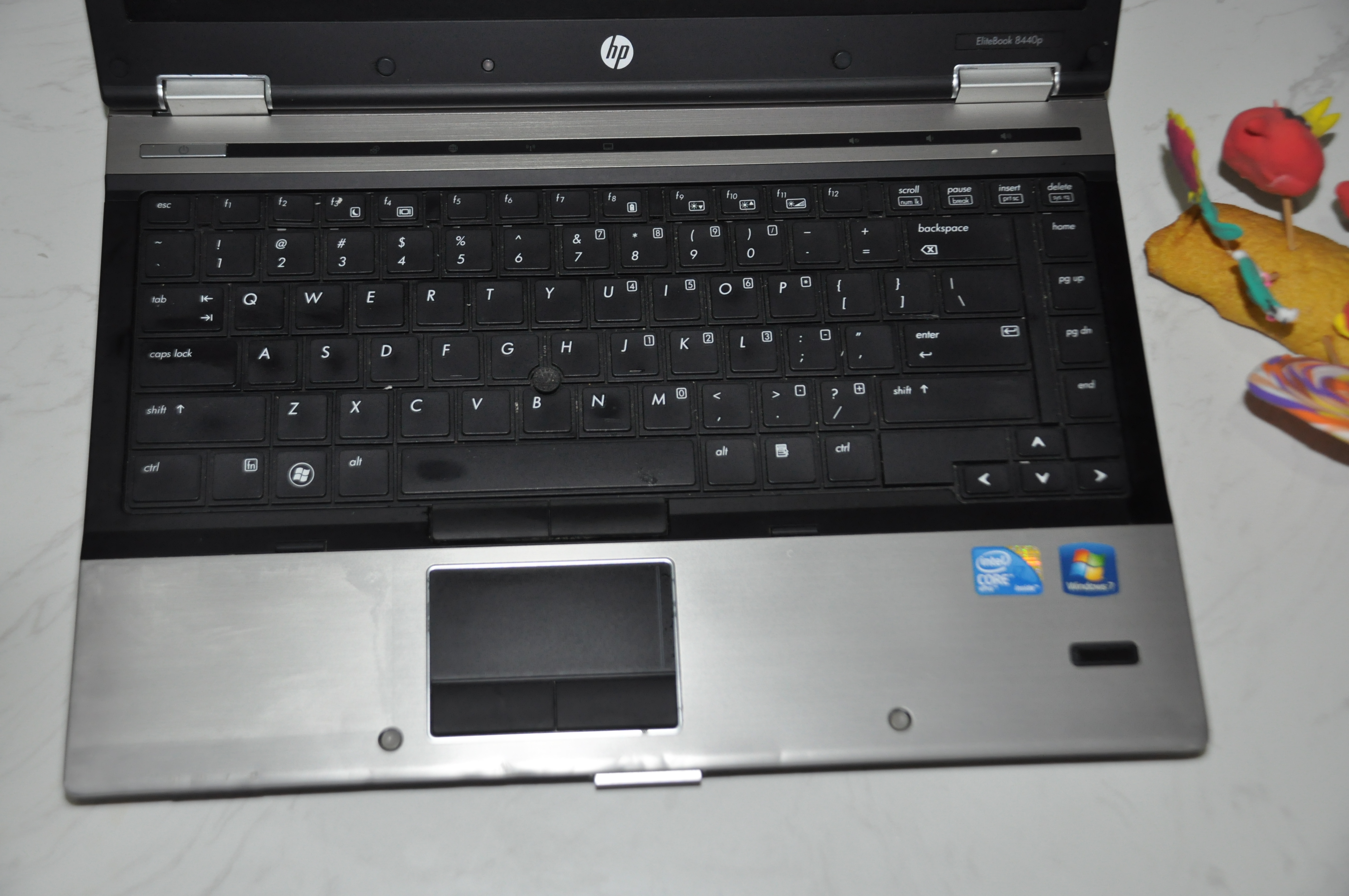 惠普2540p全金属小钢炮固态硬盘电池杠杠的i7-l640