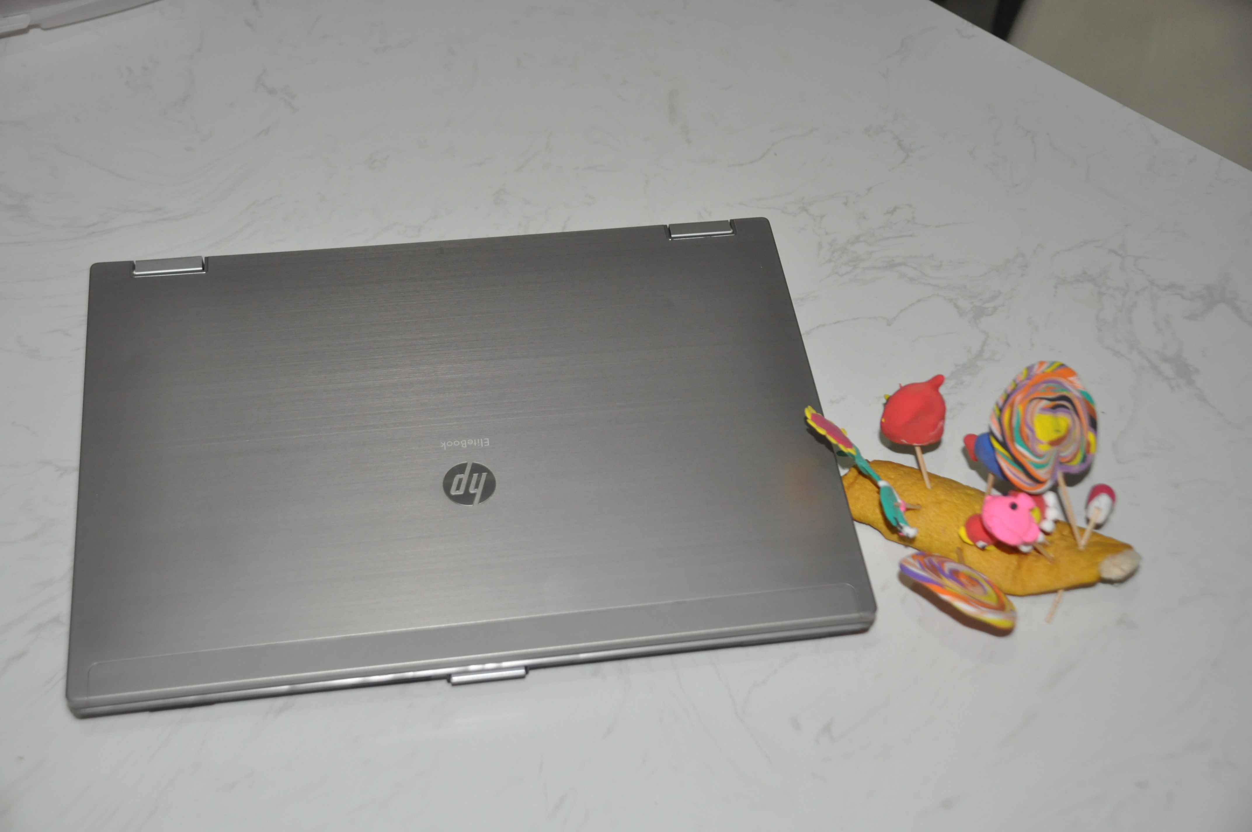 惠普2540p全金属小钢炮固态硬盘电池杠杠的i7-l640