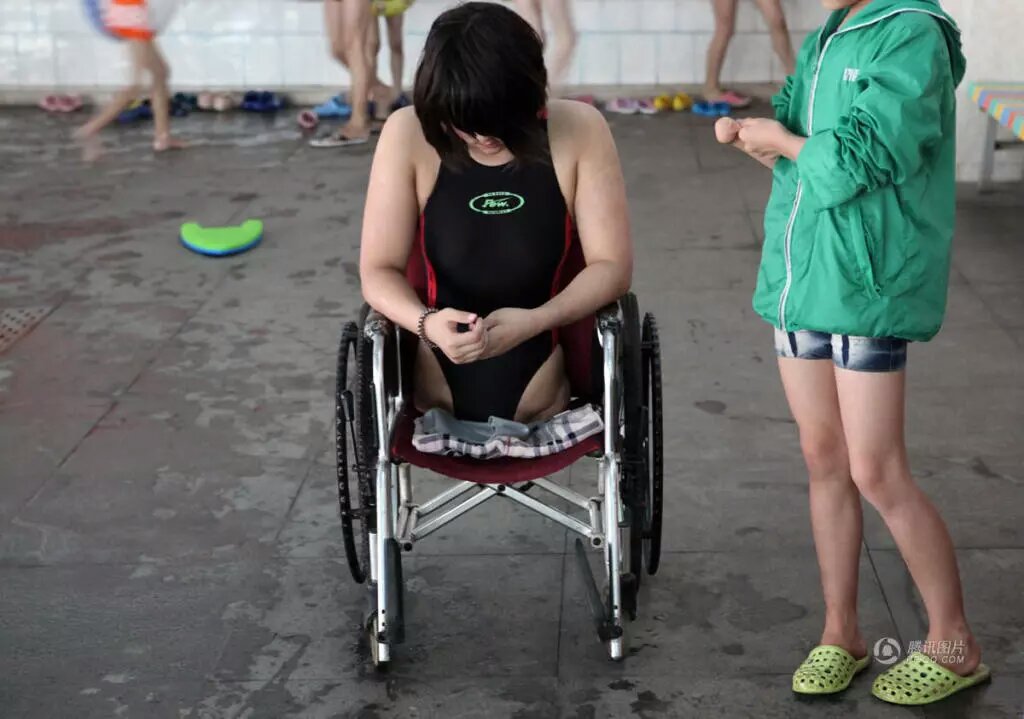 "篮球女孩"长大参加残奥会 怕找男友