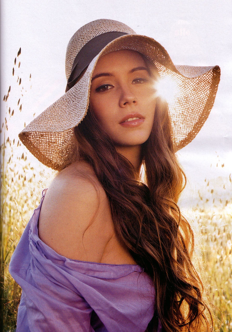 这两个姑娘有人记得吗?