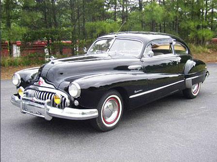 1947年行驶在上海的别克轿车