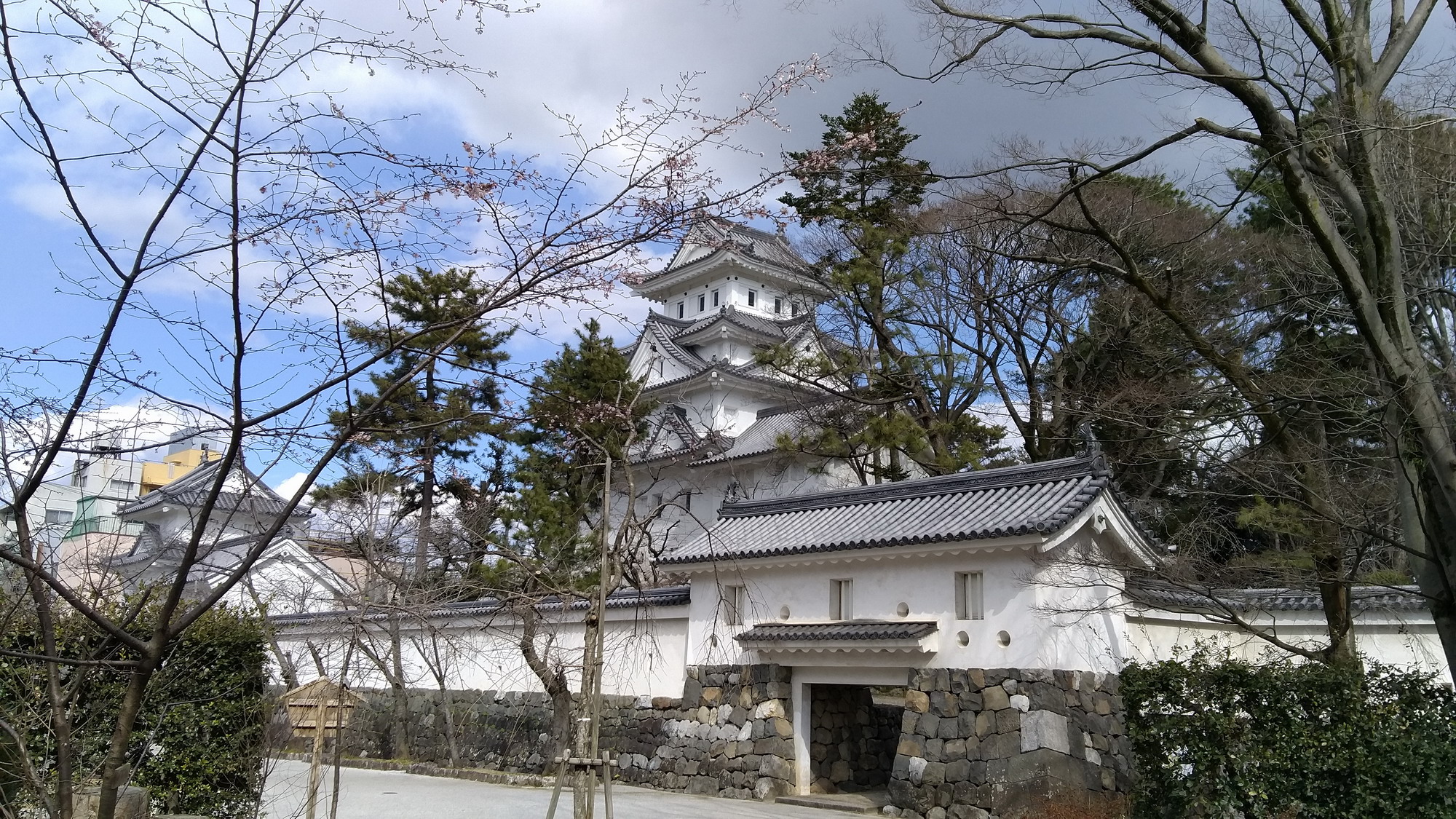 大垣城,这个就不在日本100名城之列了.