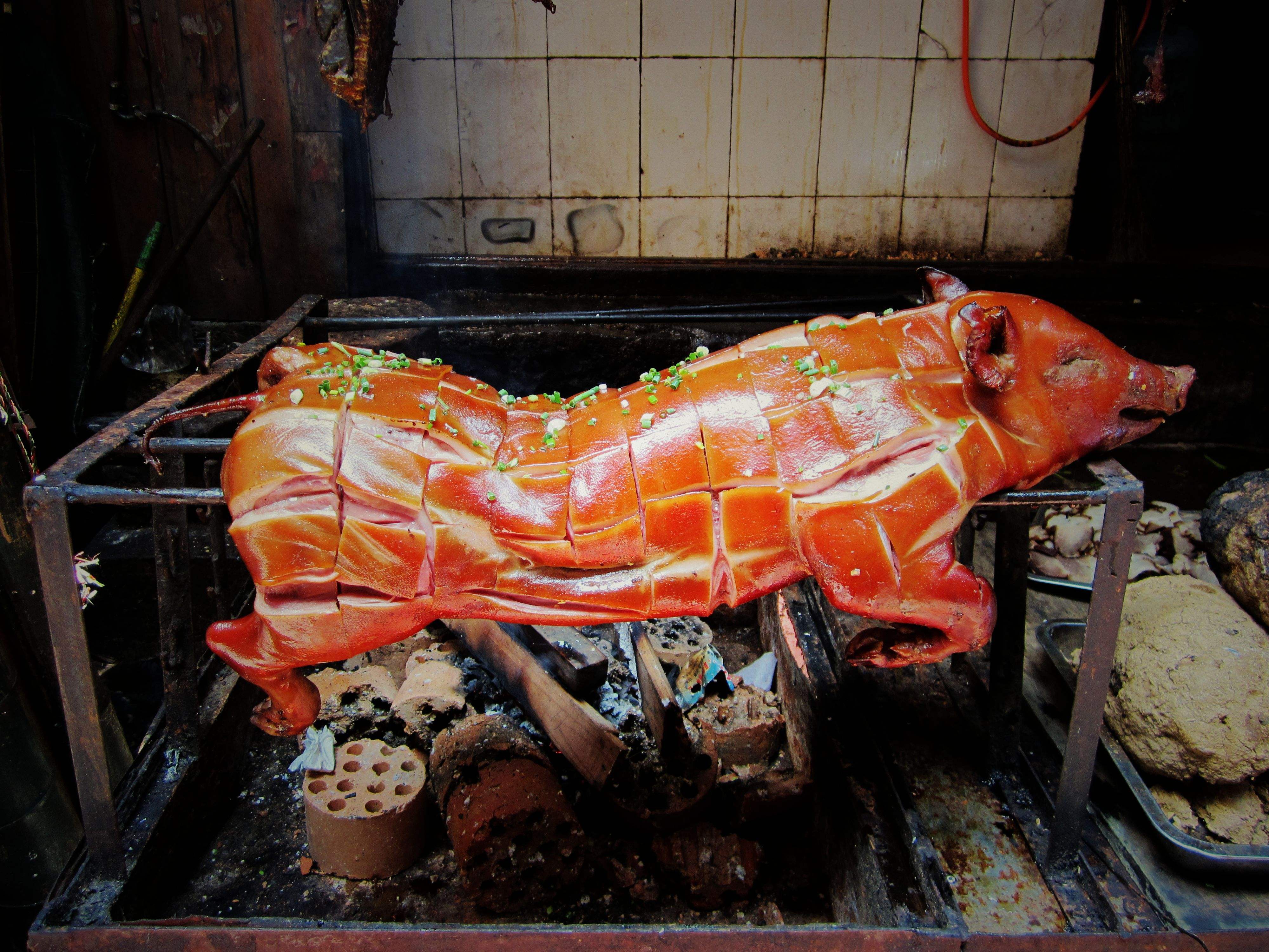 残忍的美食--烤全羊