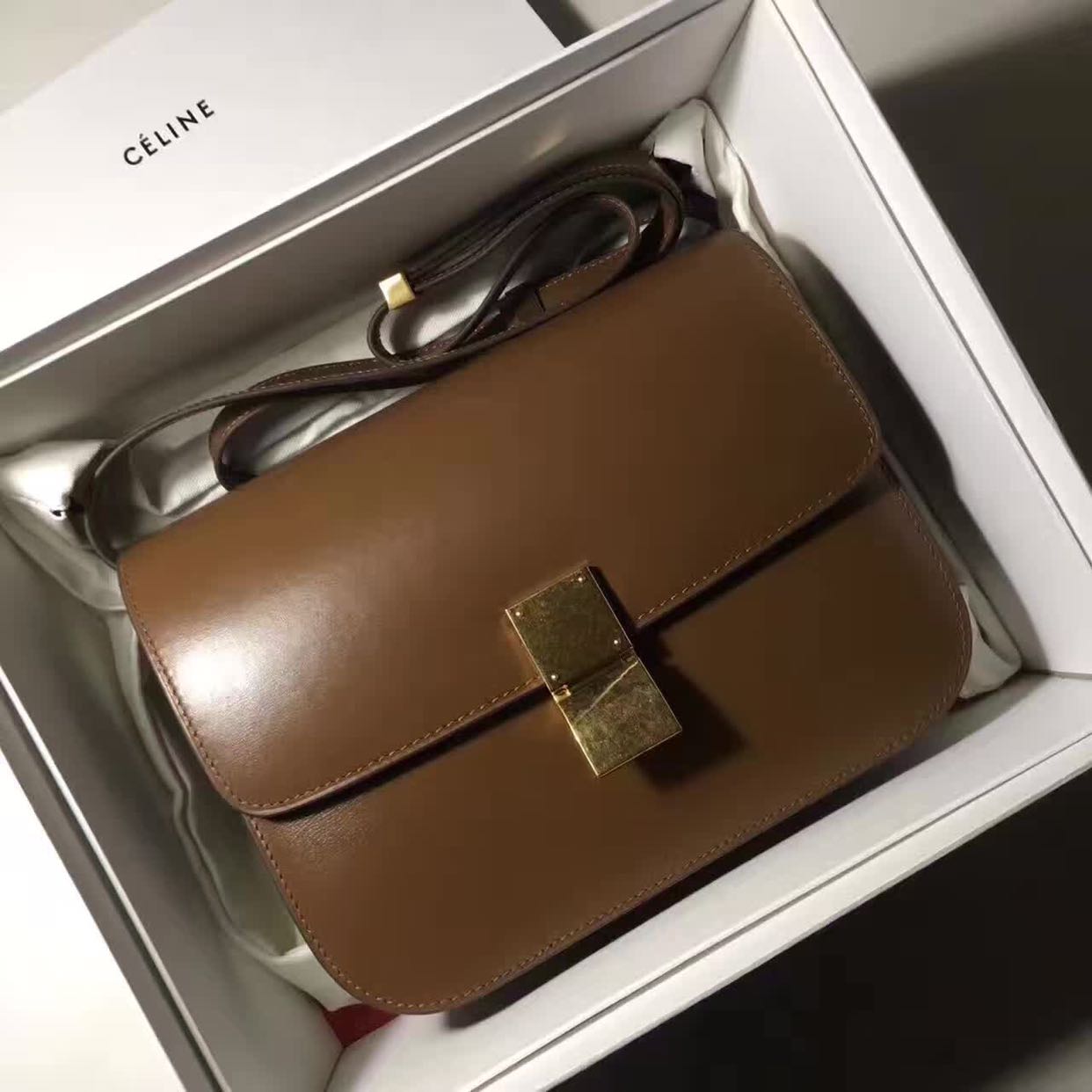 classic box焦糖色