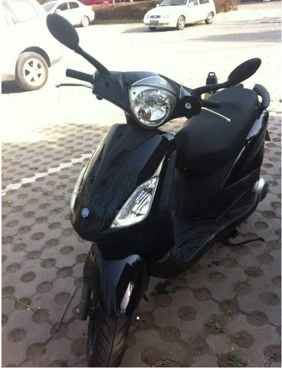 比亚乔125准新车出售