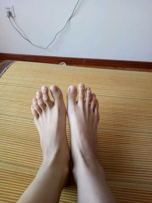 就是那些39码以上的 引用自#楼主:huohuo1234(huohuo12345)