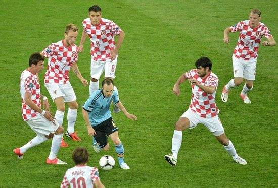 哪个土匪踢野球时会这些经典动作?