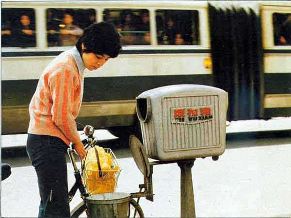 80年代垃圾桶图片
