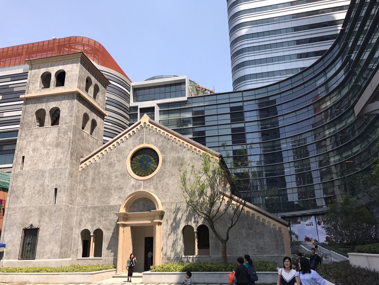 比兴业太古汇大中里做得好 圣玛利亚女校,不知道以后干嘛用,改造的很