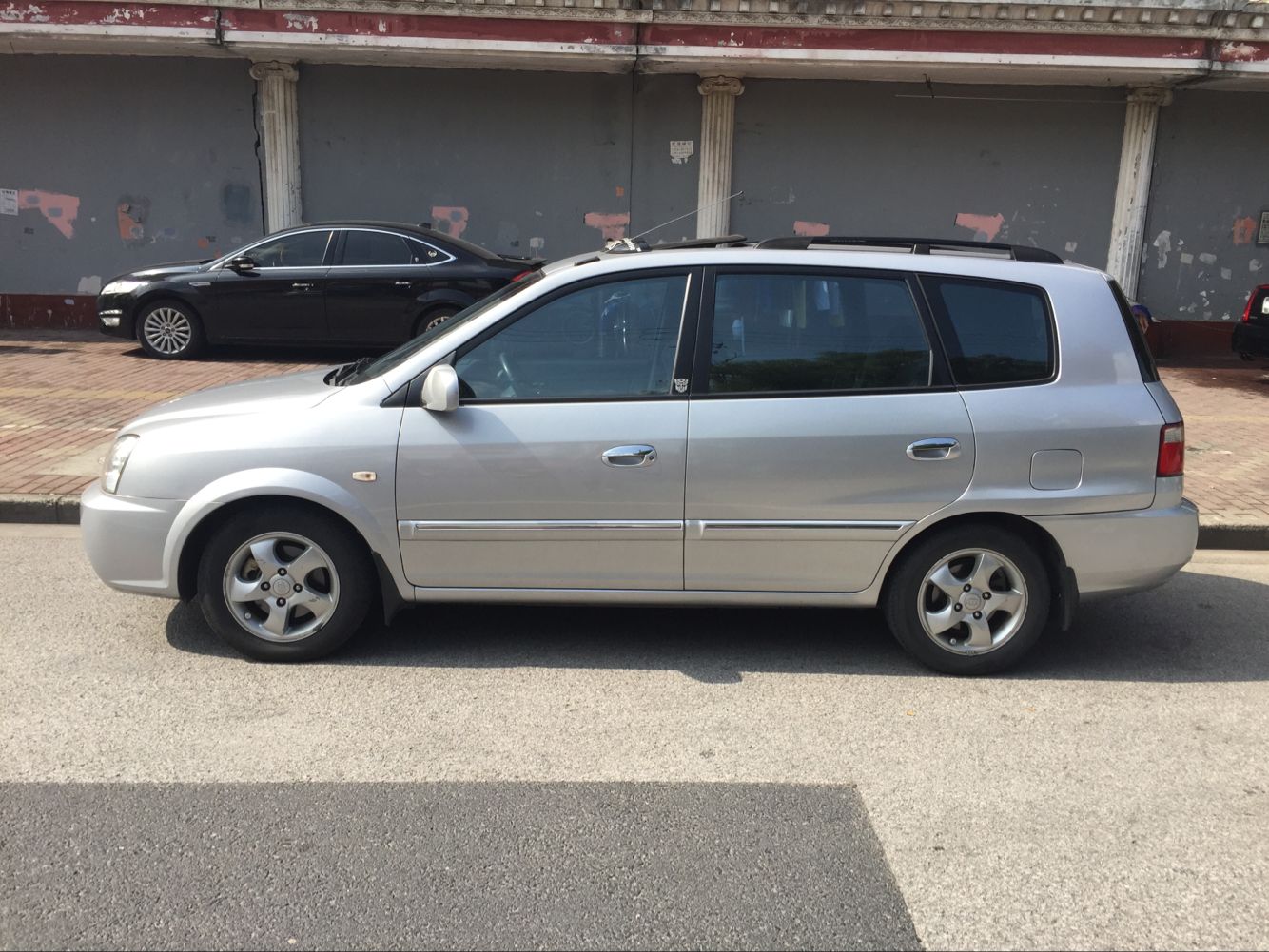 途安l好还是起亚的佳乐好