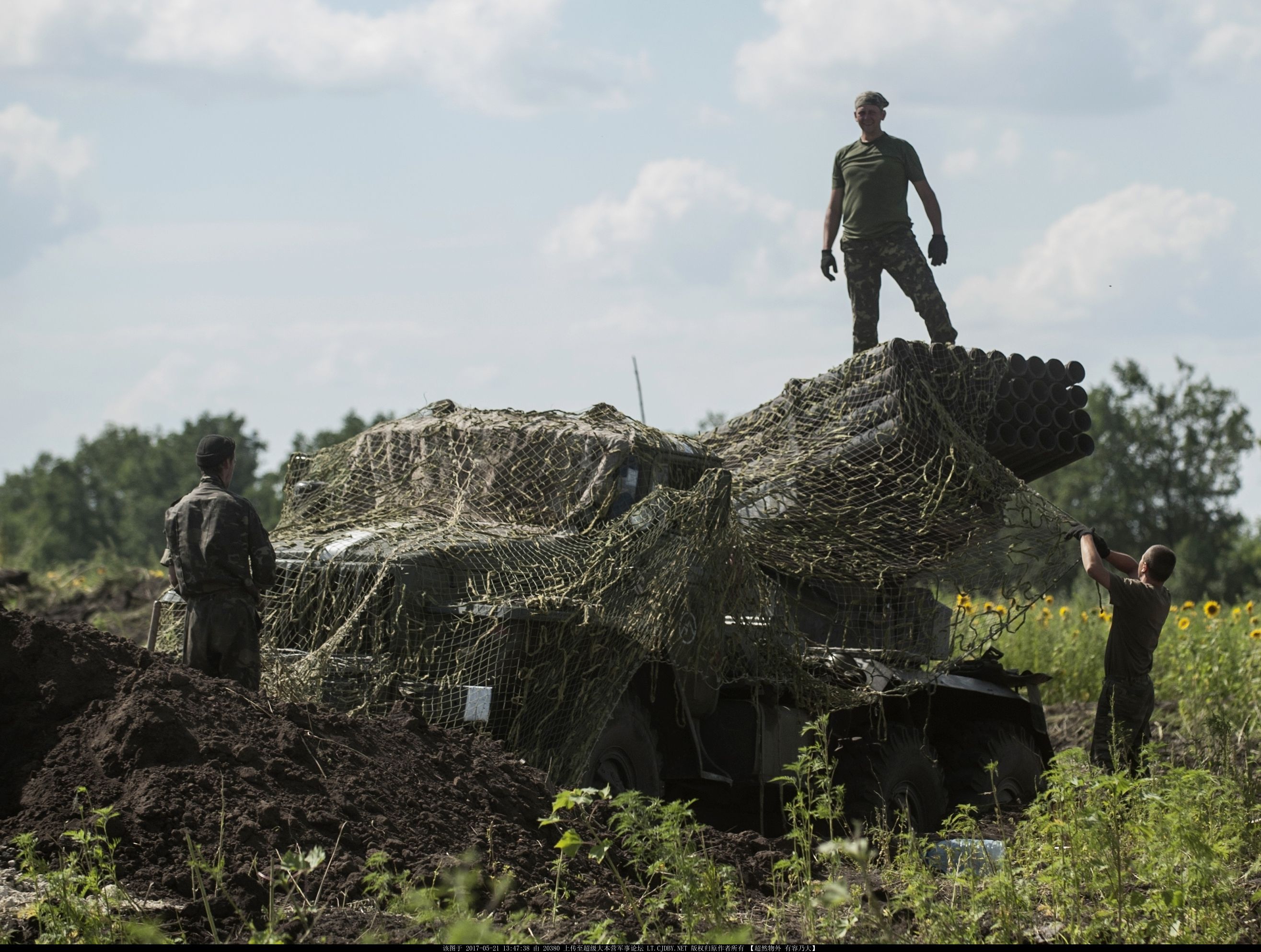 乌克兰战火再起,东乌民兵整装待发