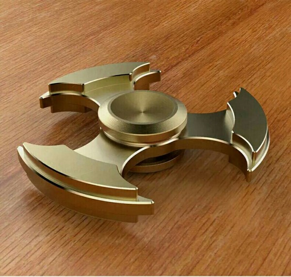 江湖暗器血滴子