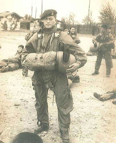 文在寅年轻的时候算不算韩国的谭嗣同?