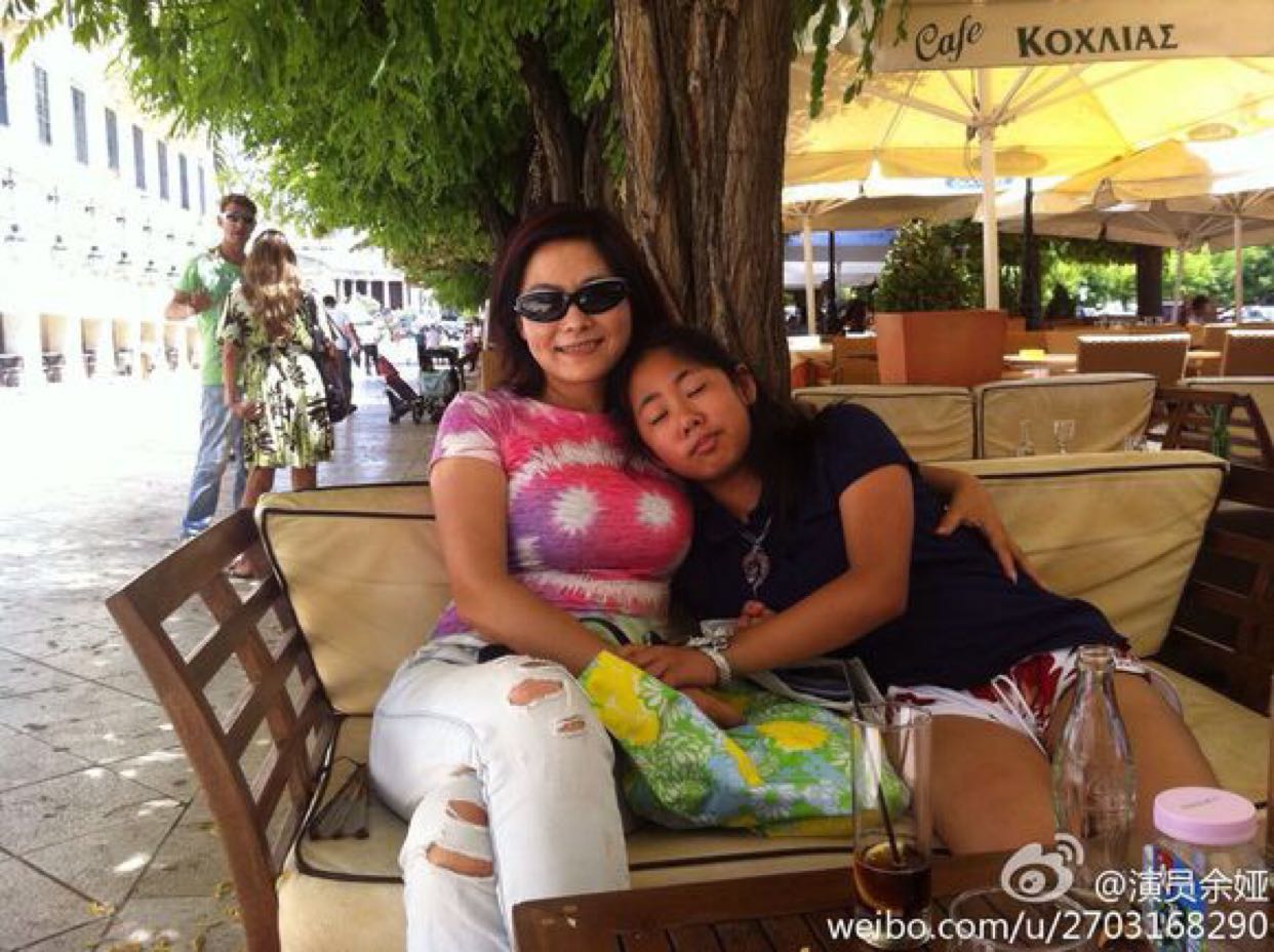 余亚老师真心嗲,两则大奶赞了伐的了,女儿就忽视吧