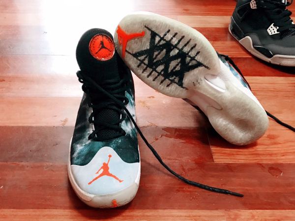 谁能告诉我这双aj30是叫啥配色?