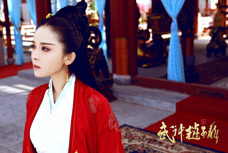 根据早先的爆料,演员古力娜扎将在《真三国无双》电影中饰演貂蝉一角