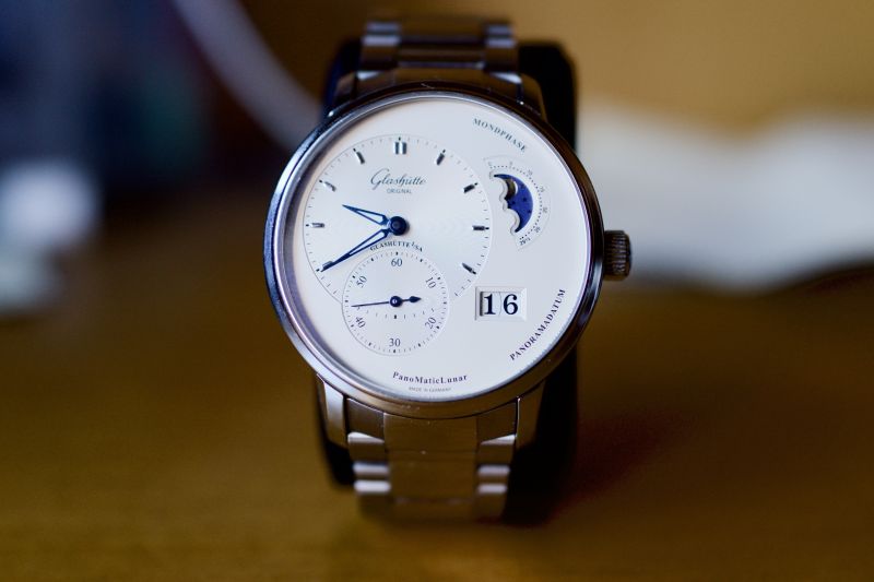 请问这块表如何