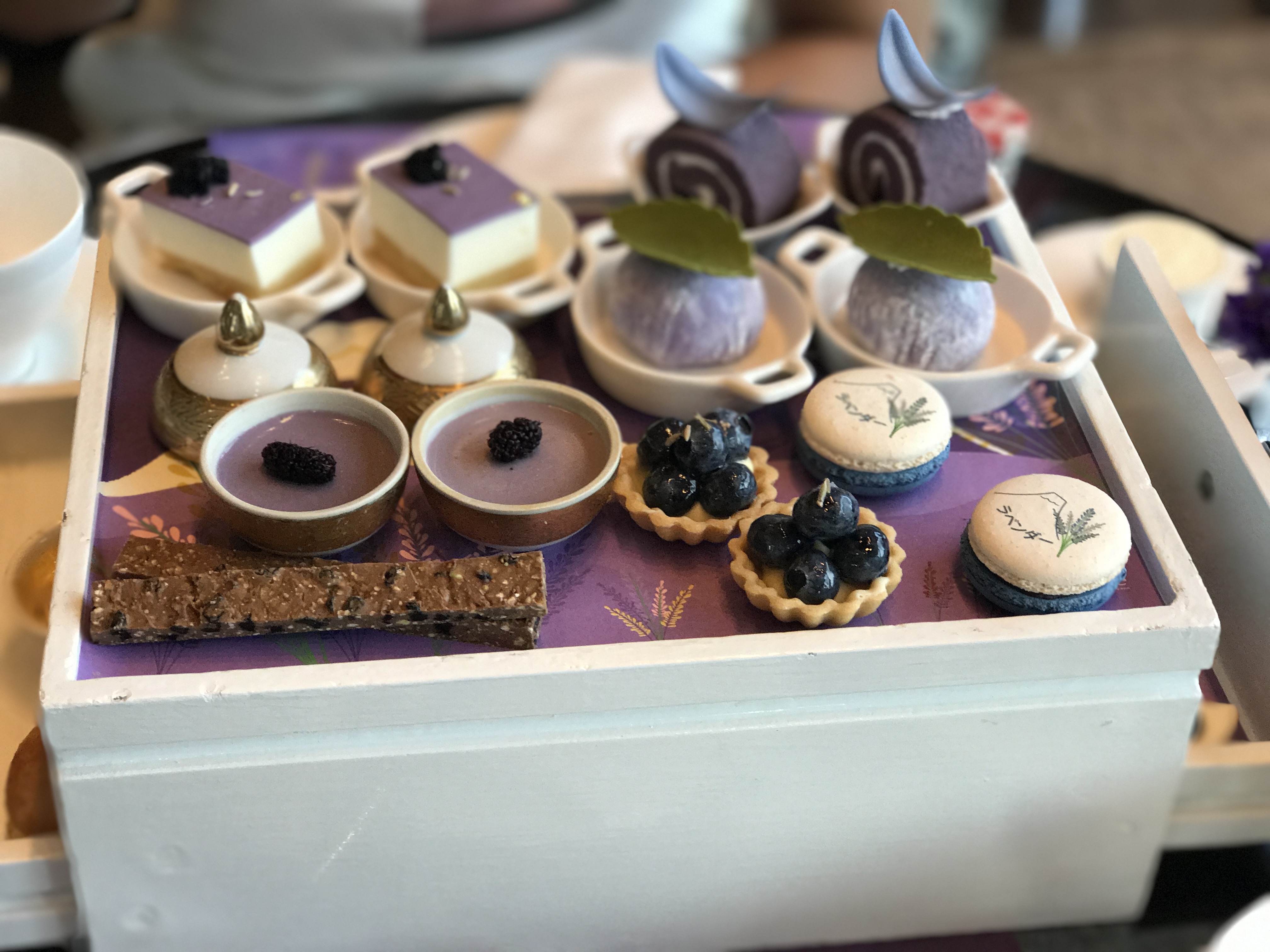 标题:薰衣草系列午茶——"胃下7秒"高颜美食月~手机组