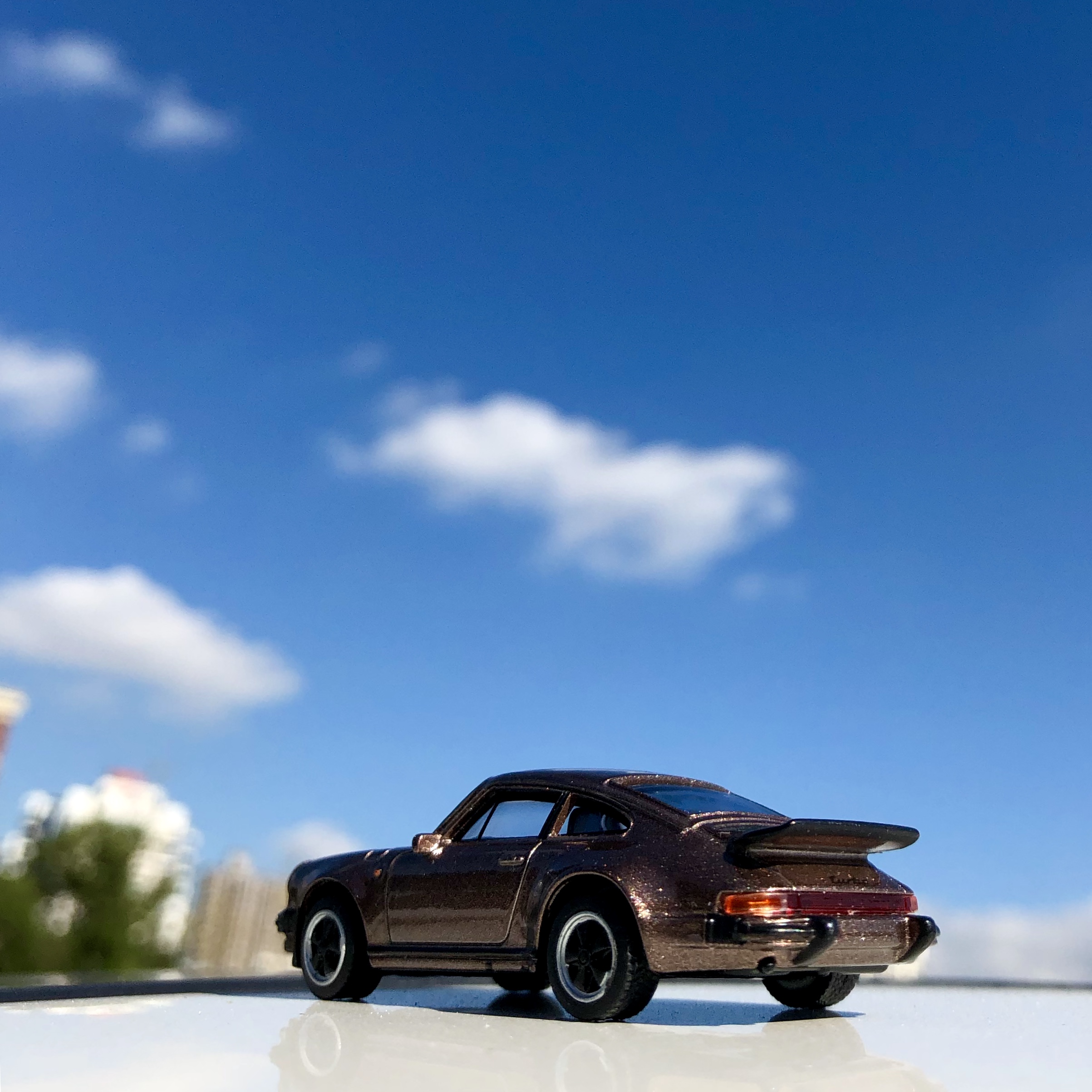 schuco舒克1:64车模有tf玩吗