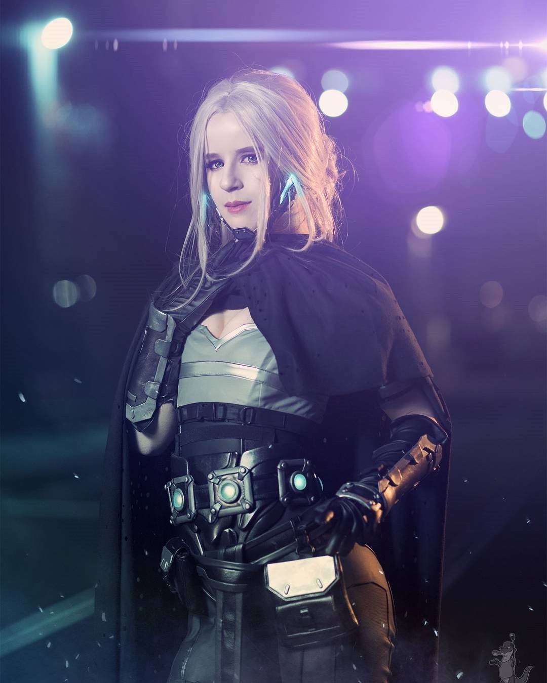 巫师3希里穿越到《赛博朋克2077》 化身美艳特工