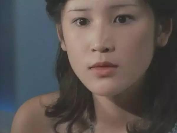 恐龙特急克塞号女主放到现在还是相当耐看