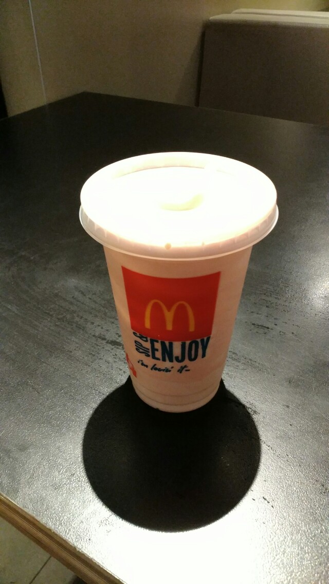 草莓奶昔真心好吃.