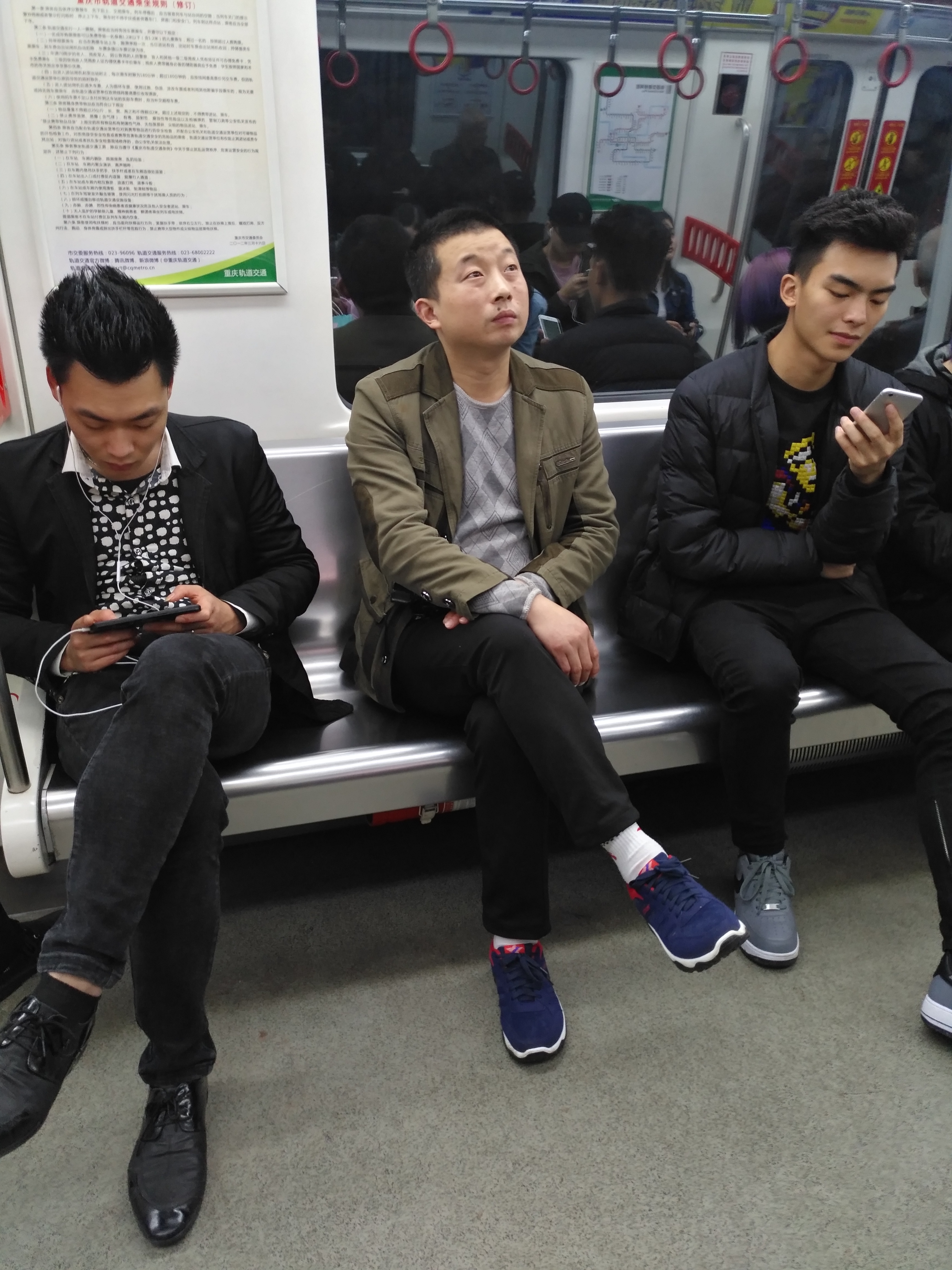 重庆地铁随拍